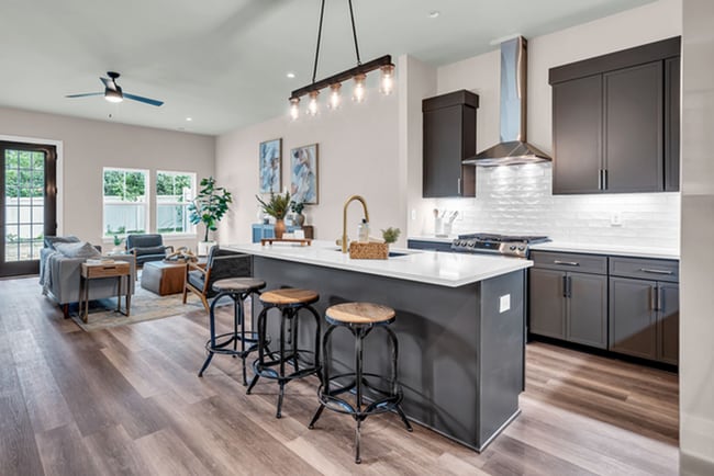 Building Photo - 3-bedroom 3.5 bathroom Home with Modern Am...