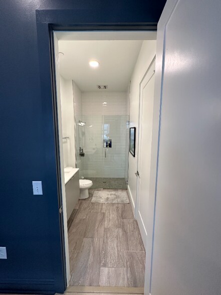 Building Photo - 997 Scovel St