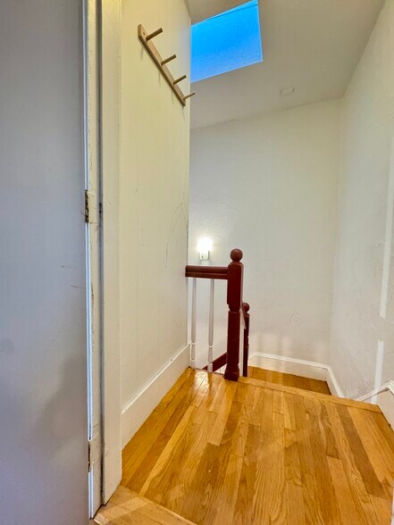 Front hallway - 34 Almont St