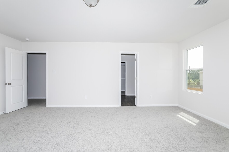 Building Photo - 14141 Harlequin Dr