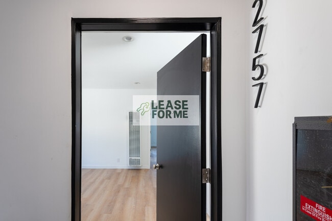 Building Photo - 2757 Redondo Blvd