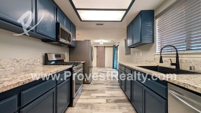 Building Photo - 10790 Sauk Rd