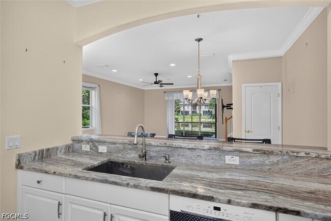 Building Photo - 3241 Cottonwood Bend