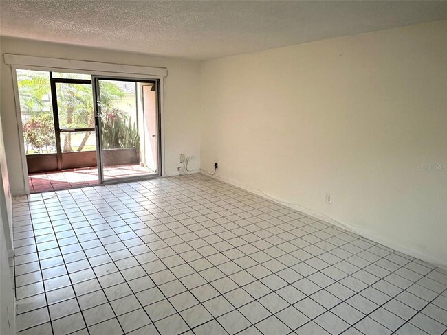 Building Photo - 6342 Newtown Cir