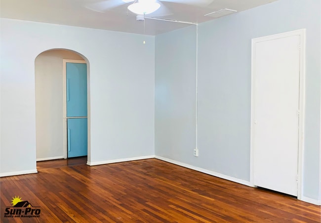 Building Photo - 517 Braddock Ave