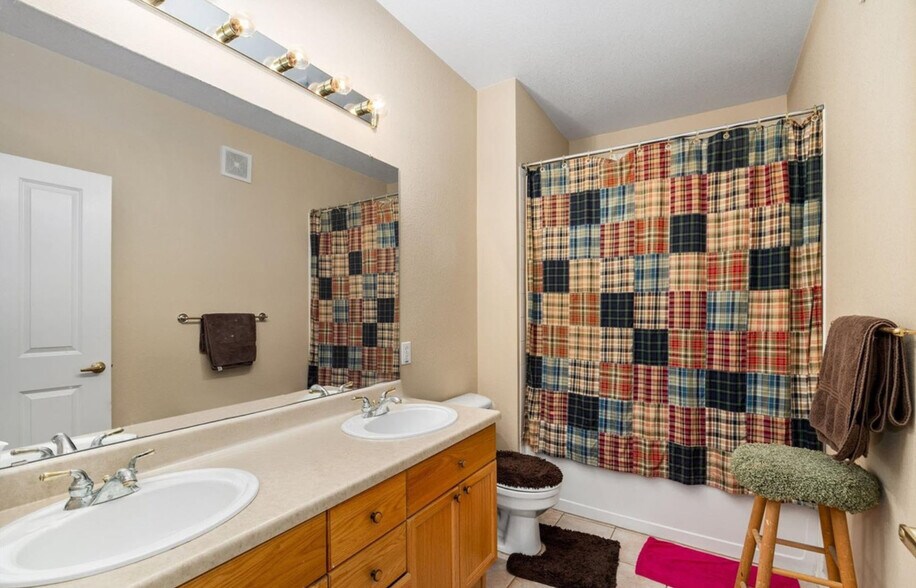 Building Photo - 4084 S Crystal Cir