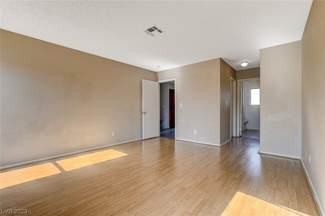 Building Photo - 3928 N Cobble Creek Ct