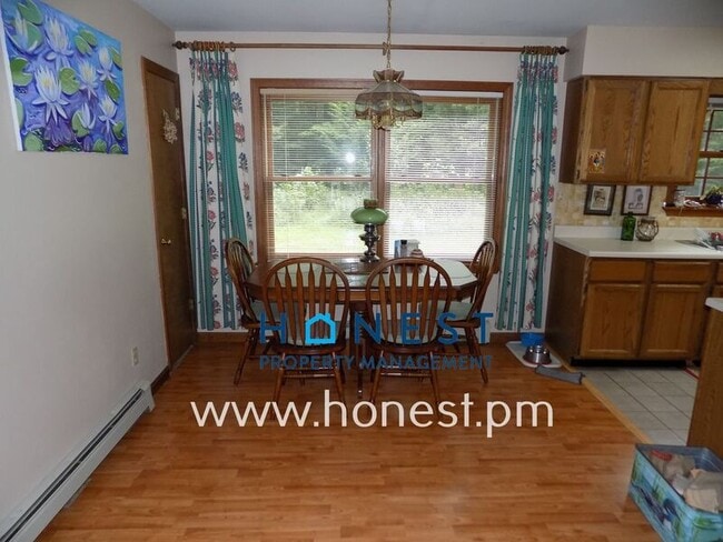 Building Photo - 43 Sunset Dr