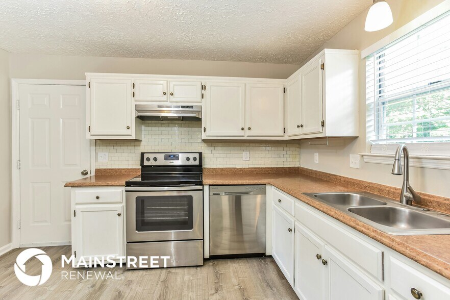 Building Photo - 4611 Conway Ct