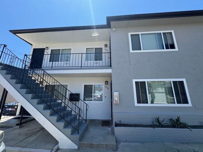 Primary Photo - 1 BR in Linda Vista with Parking Space, Cl...