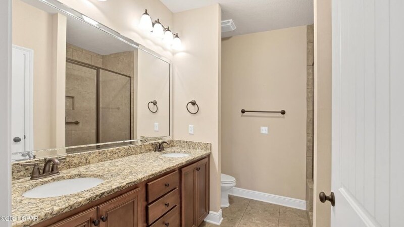 Building Photo - 60 Maddox St