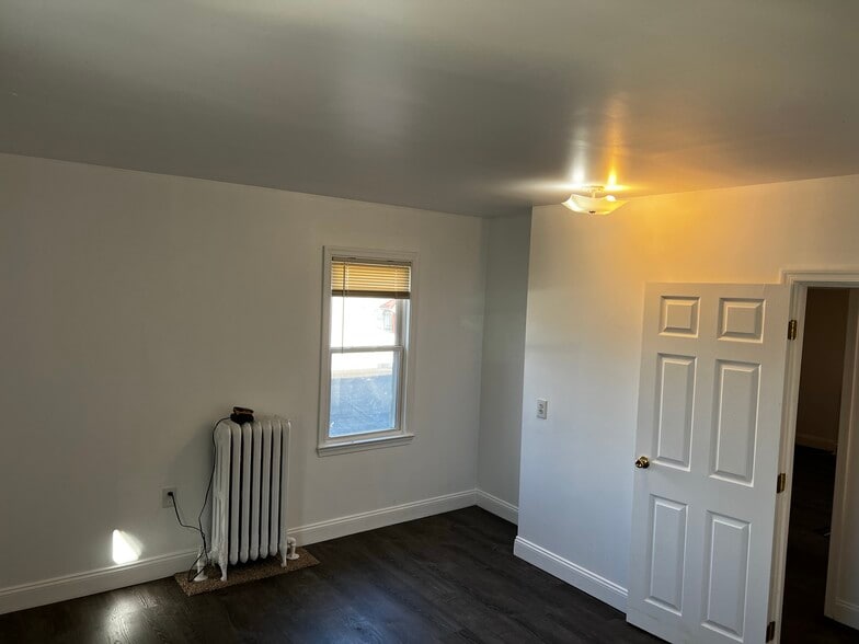 Bedroom - 200 Delsea N Dr