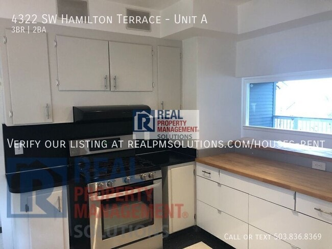 Building Photo - 4322 SW Hamilton Terrace