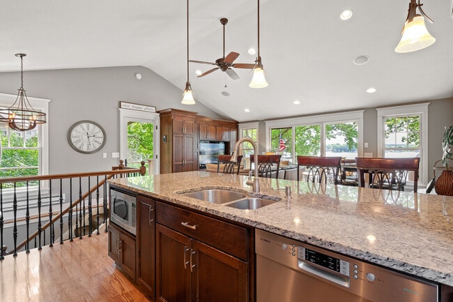 Building Photo - 16654 Inguadona Beach Cir SW