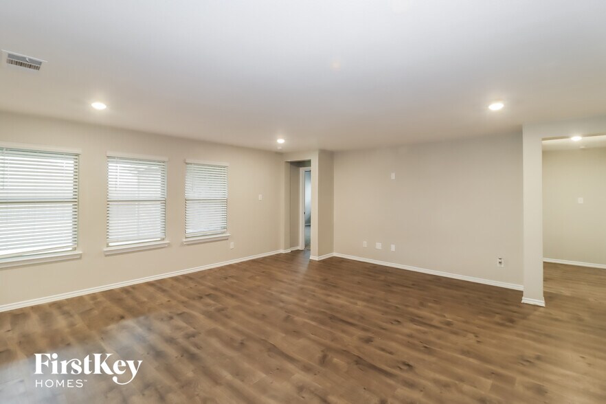 Building Photo - 1539 Owen Way