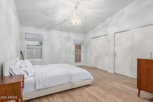 Building Photo - 4039 E Morrow Dr