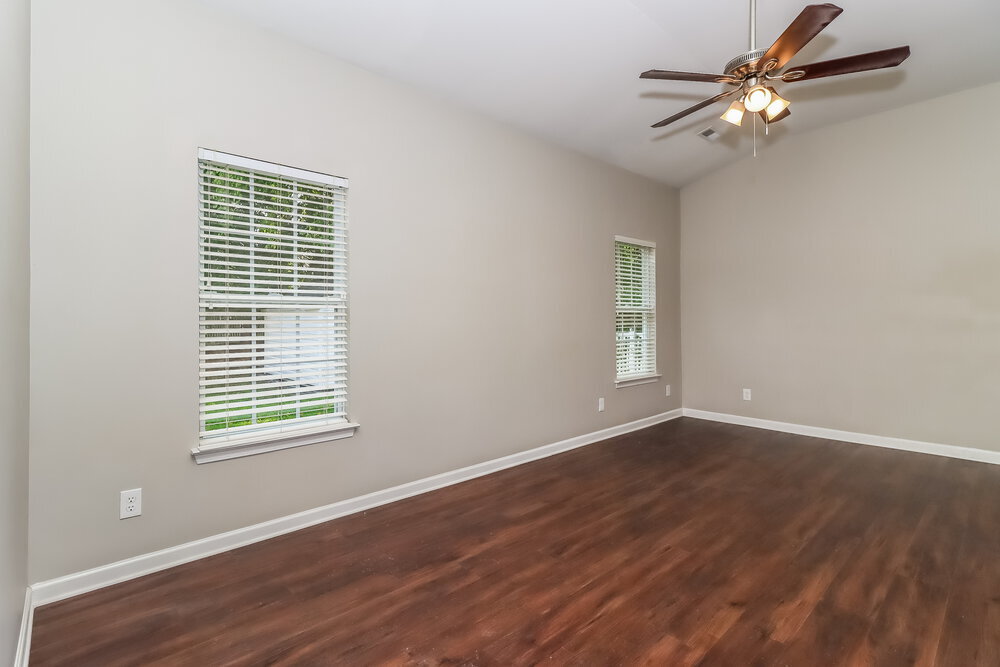 Building Photo - 1440 Whitman Dr NW