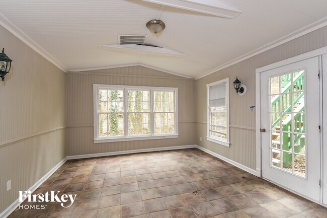 Building Photo - 4018 Watkins Glen Dr