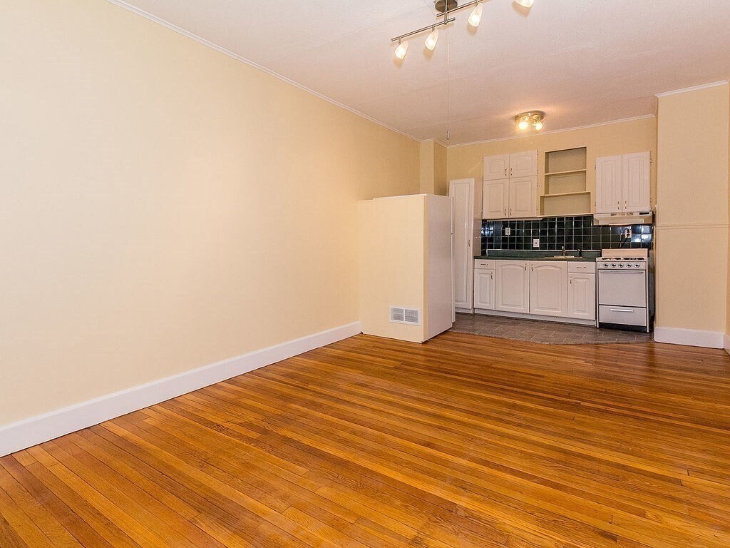 Building Photo - 31 Westbourne Ter