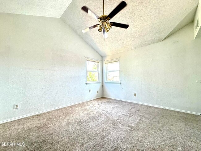 Building Photo - 2218 Seagull Dr