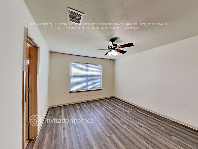 Building Photo - 1042 Bahia Vista Dr