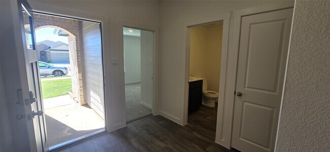 Building Photo - 1706 STELVIO PASS Dr