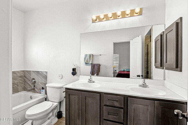 Building Photo - 14852 Jack White Ave