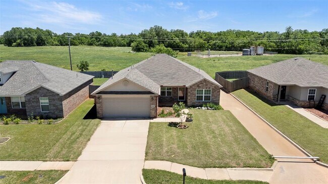 Building Photo - 13244 Beekman Dr
