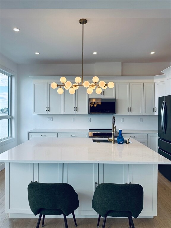 Primary Photo - 280 Endicott Ave