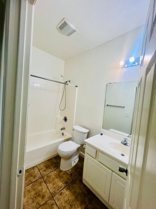 Building Photo - Charming Single-Story 3-Bedroom Home with Bonus Room