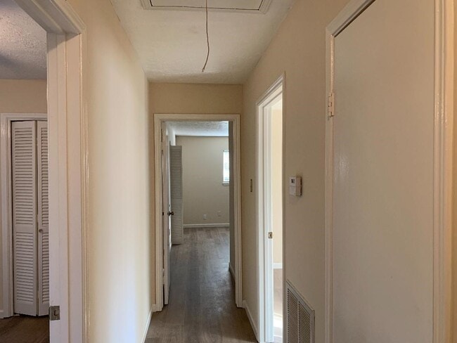 Building Photo - 13819 Piping Rock Ln