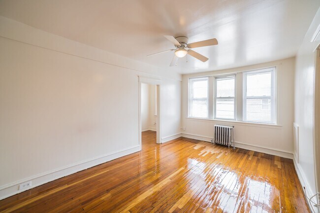 Building Photo - Springline on 36th
