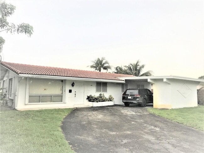 Primary Photo - 1807 N 40th Ave