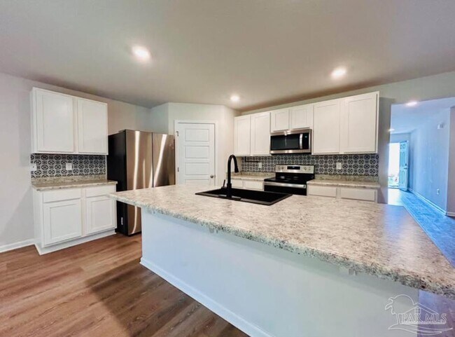 Building Photo - 1928 High Rdg Ct