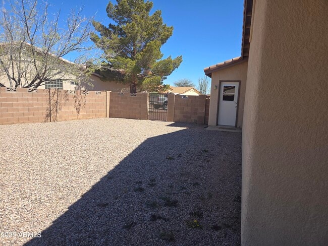 Building Photo - 2150 Telluride Pl