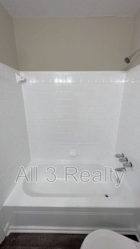 Building Photo - 418 Stroll Dr