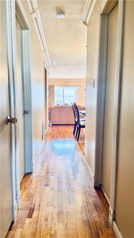 Building Photo - 1463 E 103rd St