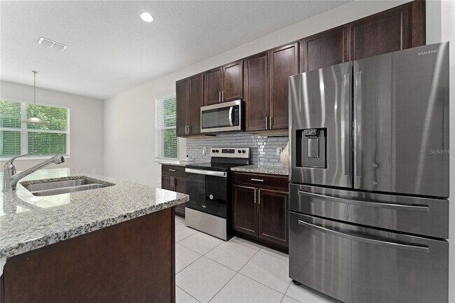 Building Photo - 3832 Corona Ct