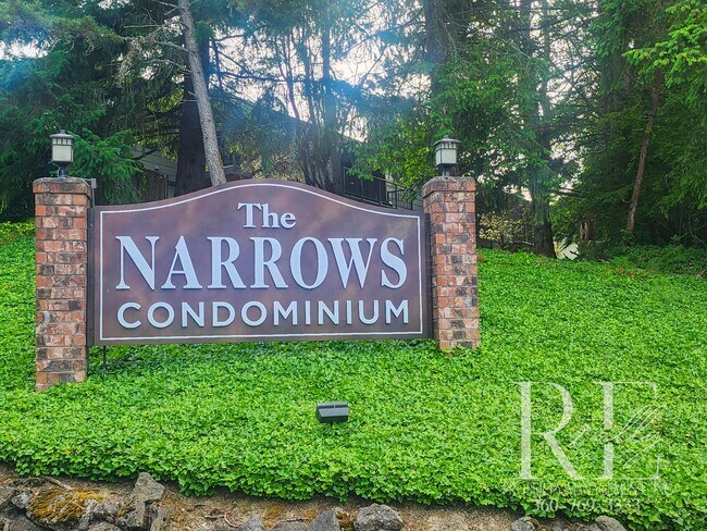 Building Photo - Upstairs Condo at The Narrows – Pool, Clubhouse & Woodland Views!