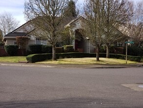 Building Photo - 1570 Kingston Way