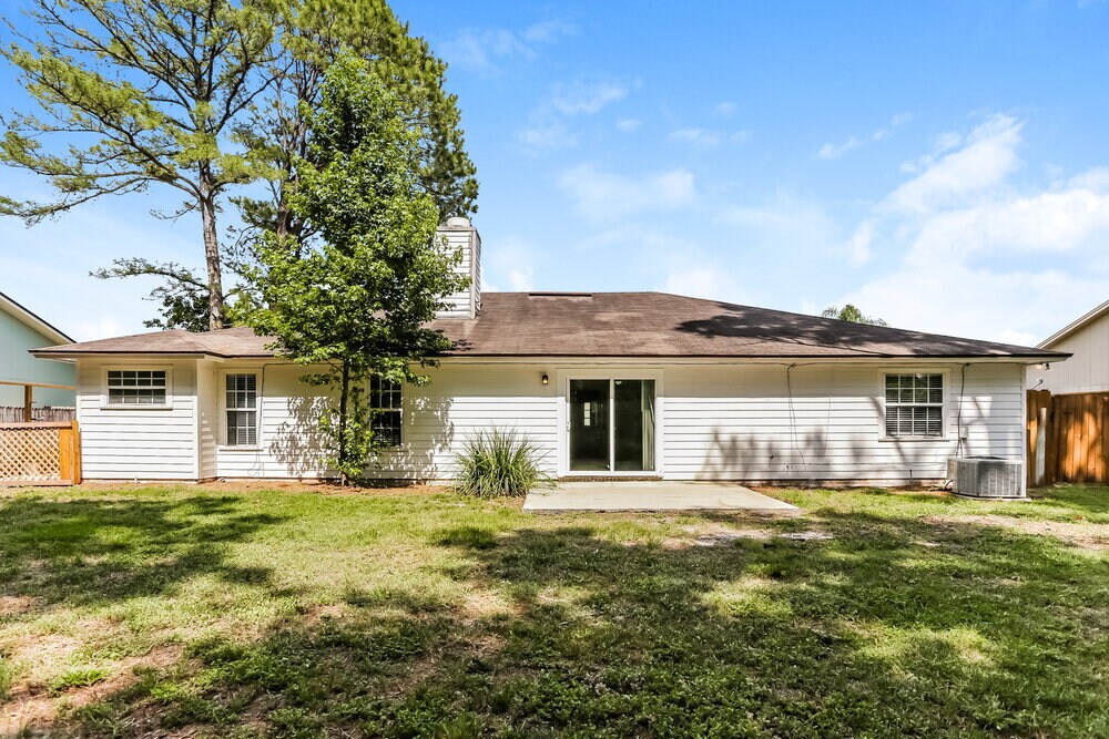 Building Photo - 1596 Trotters Bend Trail