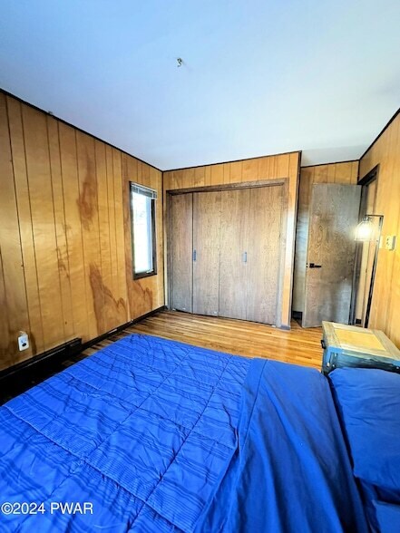 Building Photo - 402 Canoe Brook Dr