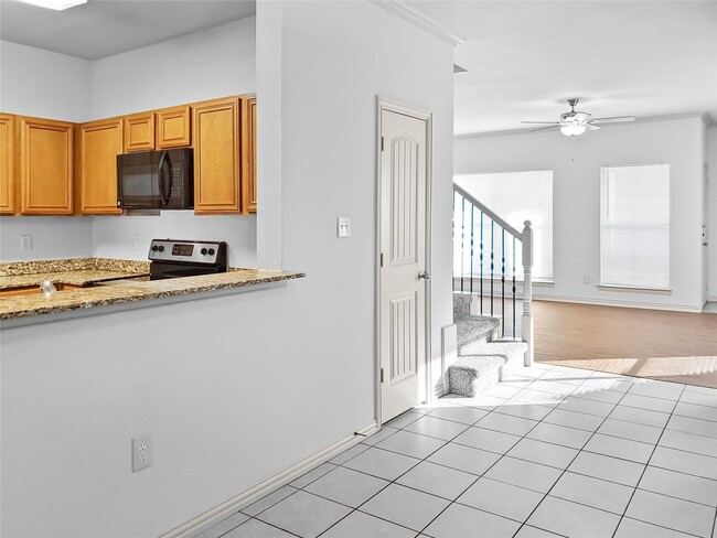 Building Photo - 2324 Calendar Ct