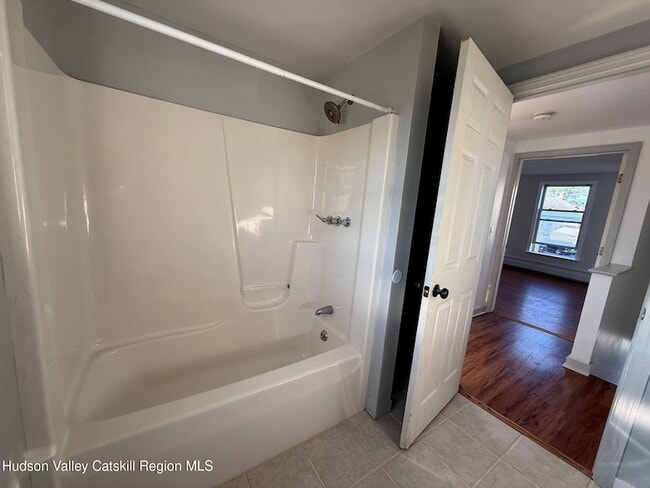 Building Photo - 4 Frederick St