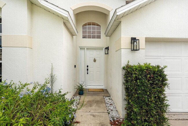 Building Photo - 16631 Rising Star Dr