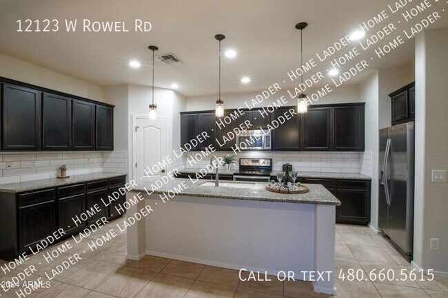 Building Photo - Coldwater Ranch Gem with Modern Upgrades a...