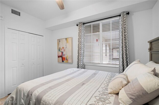 Building Photo - 43030 Greenway Blvd