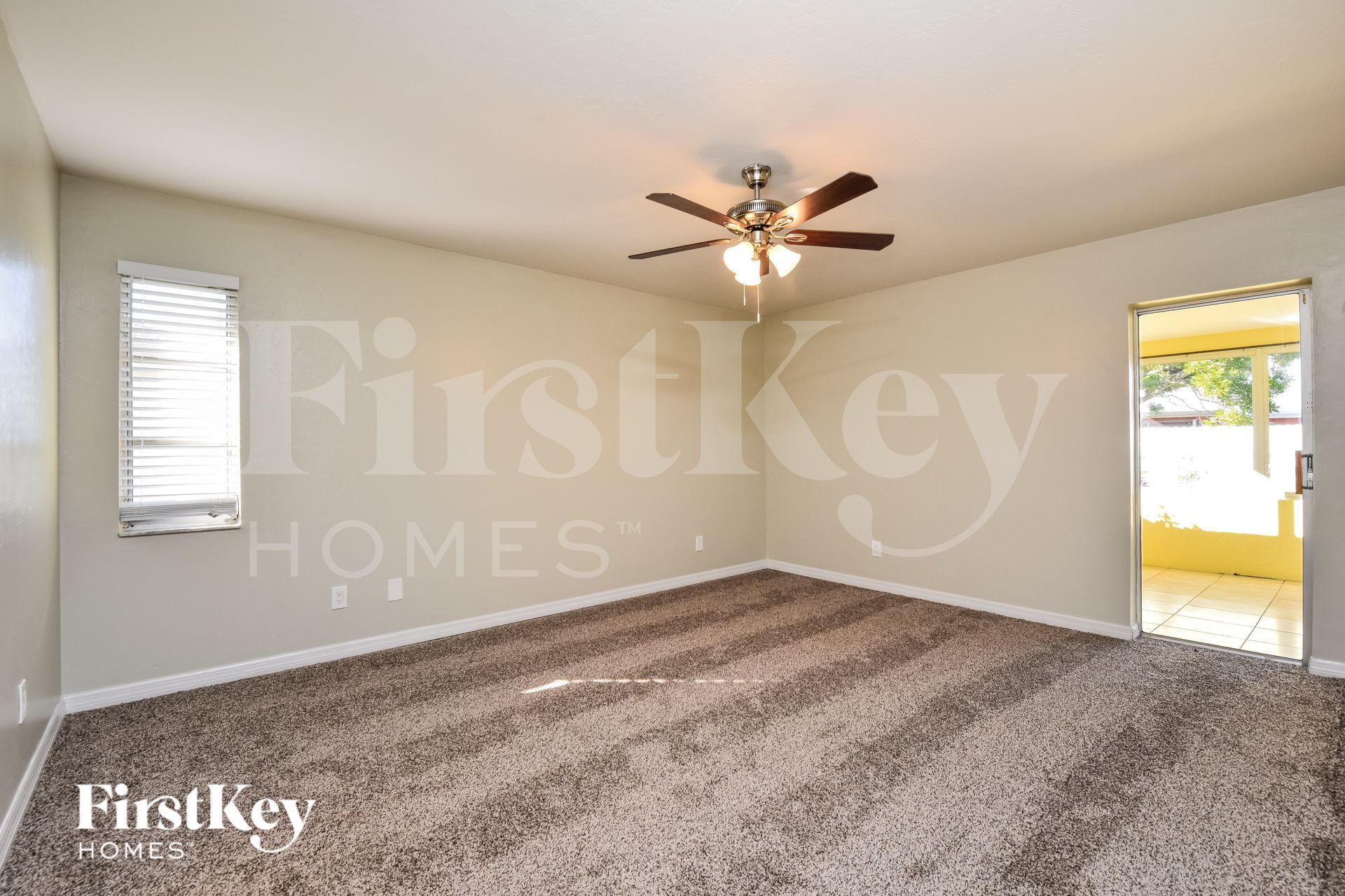 Building Photo - 1431 SE 35th St