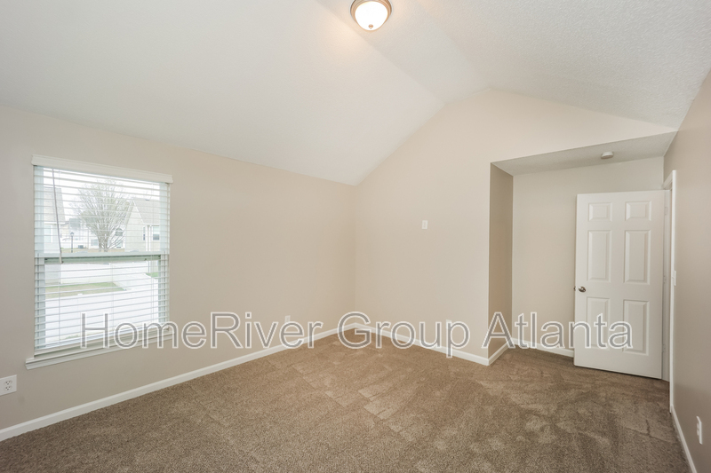 Building Photo - 131 Laughlin Dr