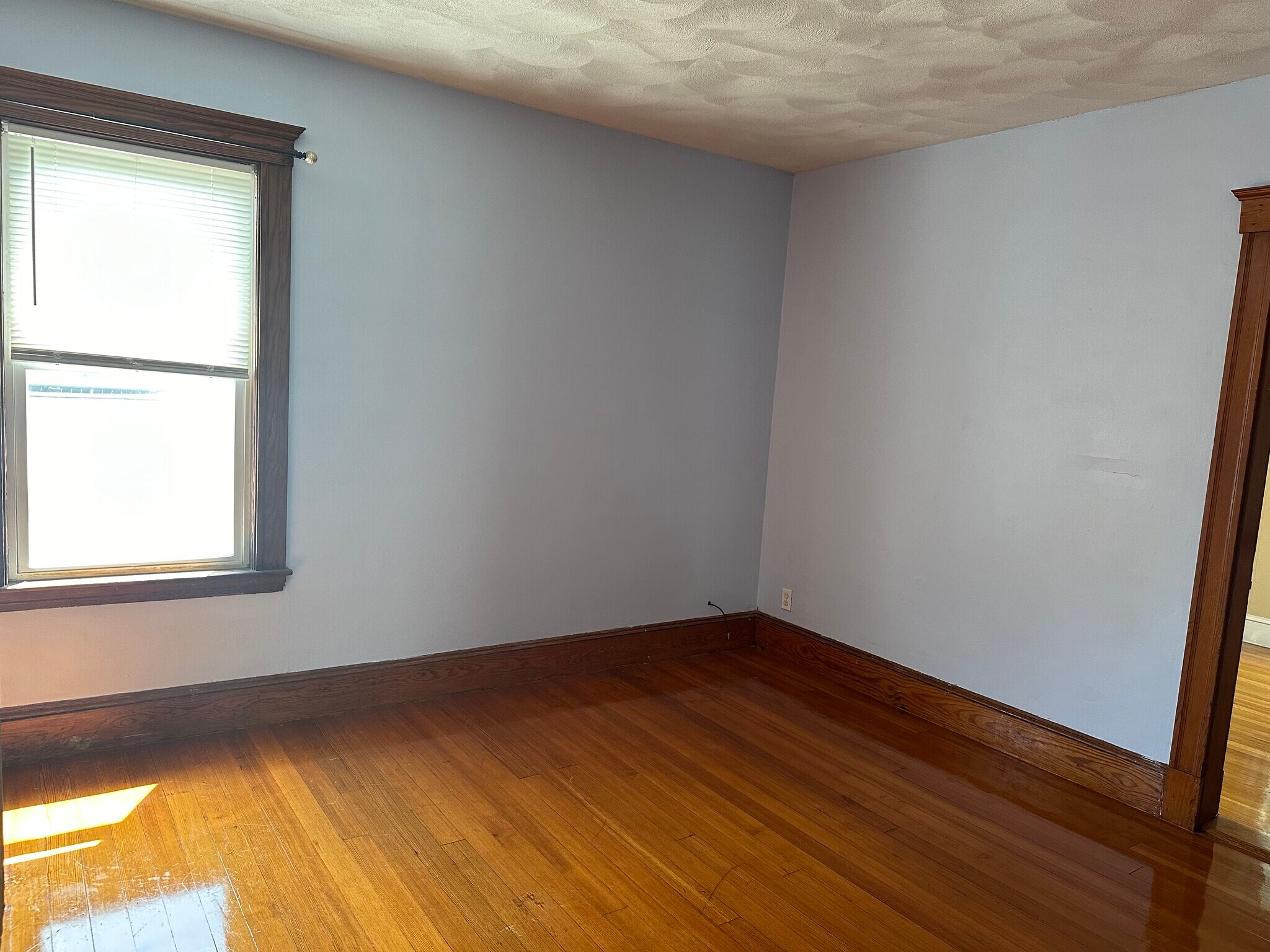 Building Photo - 26 Olcott St